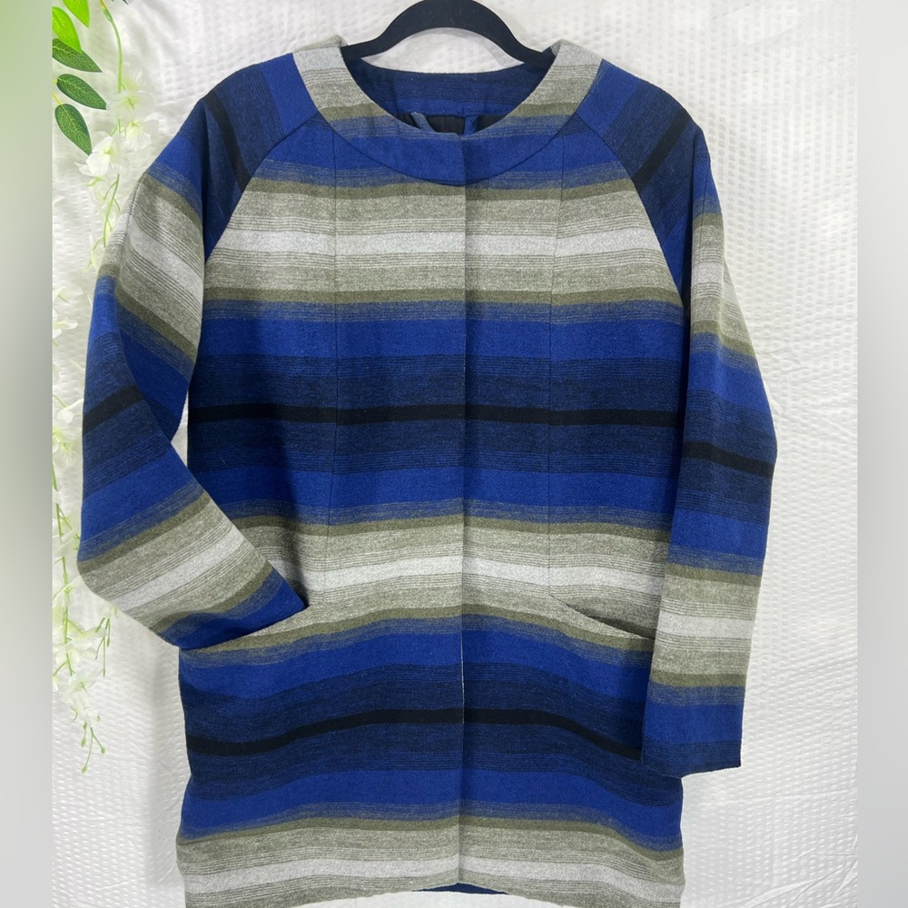 Old Navy Womens Sz XS Blanket Coat Snap Front No Collar Blues Grays Black Stripe